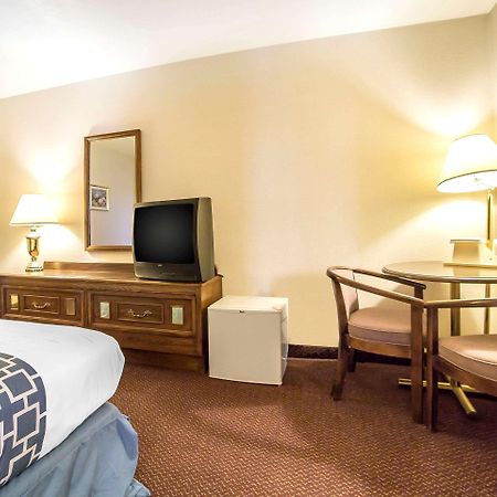Econo Lodge Inn & Suites Sandy Esterno foto
