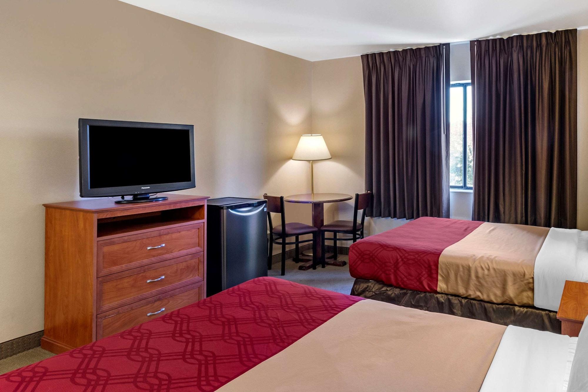 Econo Lodge Inn & Suites Sandy Esterno foto