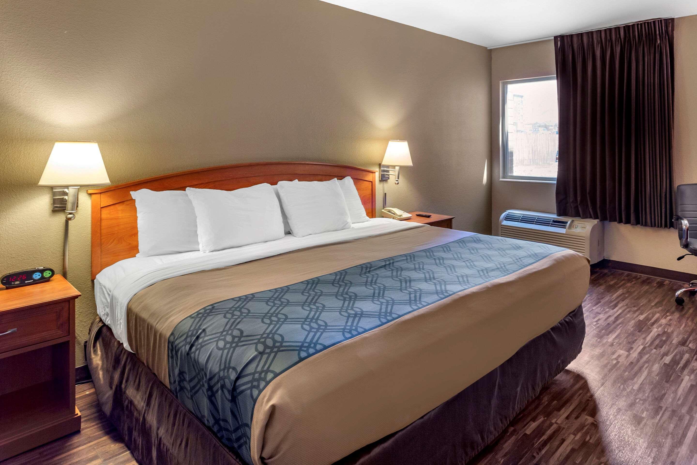 Econo Lodge Inn & Suites Sandy Esterno foto