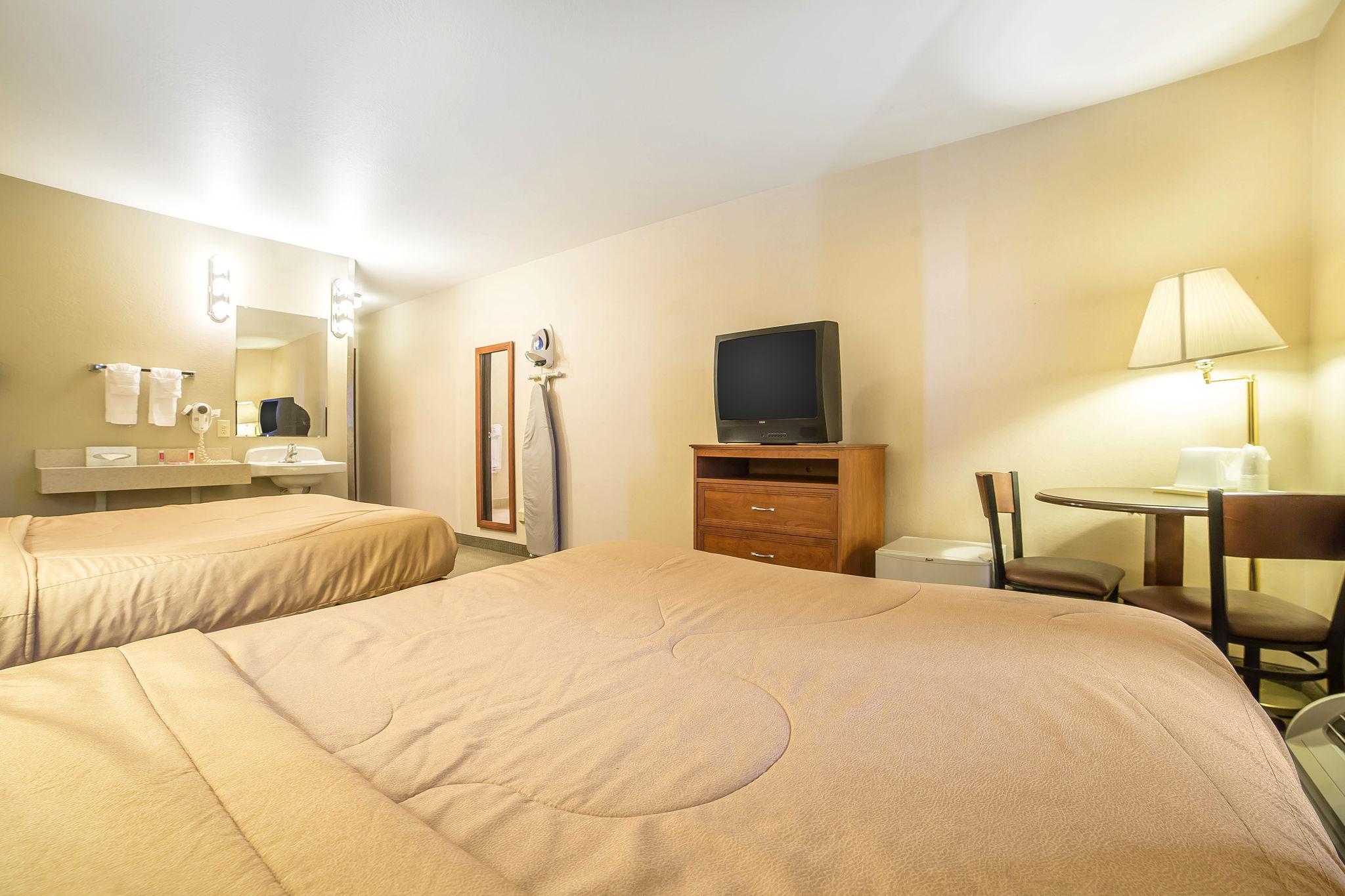 Econo Lodge Inn & Suites Sandy Esterno foto