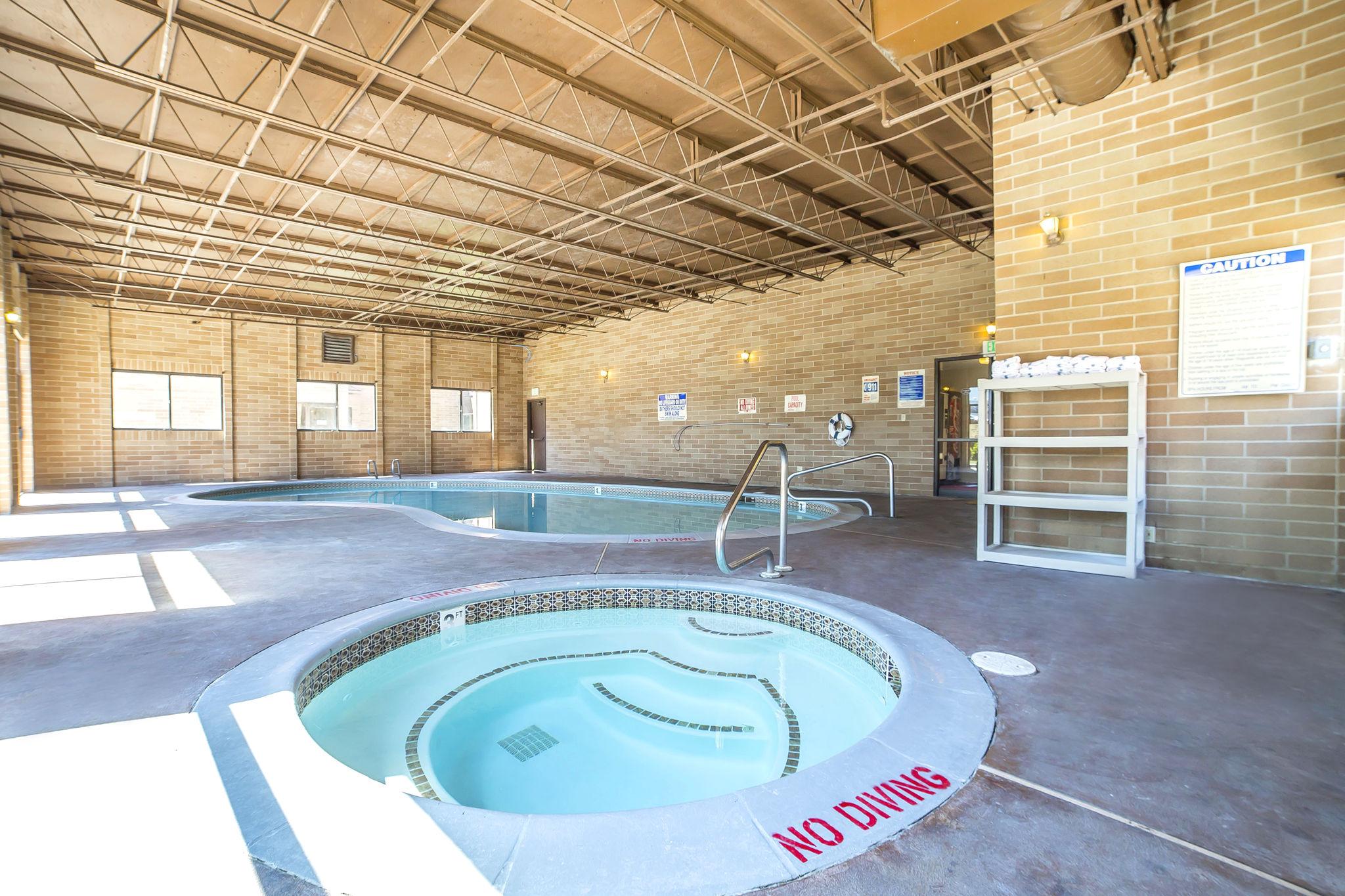 Econo Lodge Inn & Suites Sandy Esterno foto