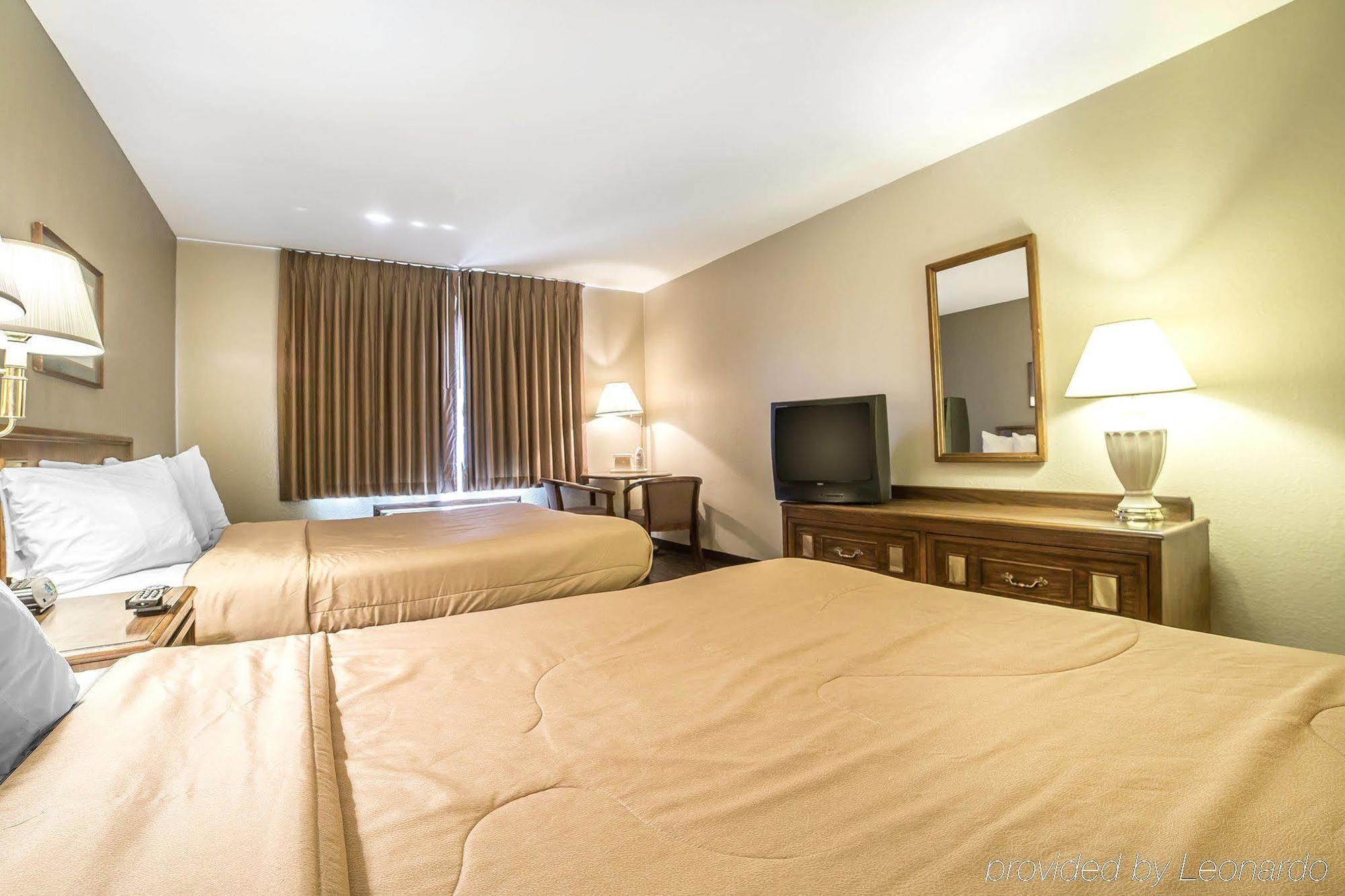 Econo Lodge Inn & Suites Sandy Esterno foto