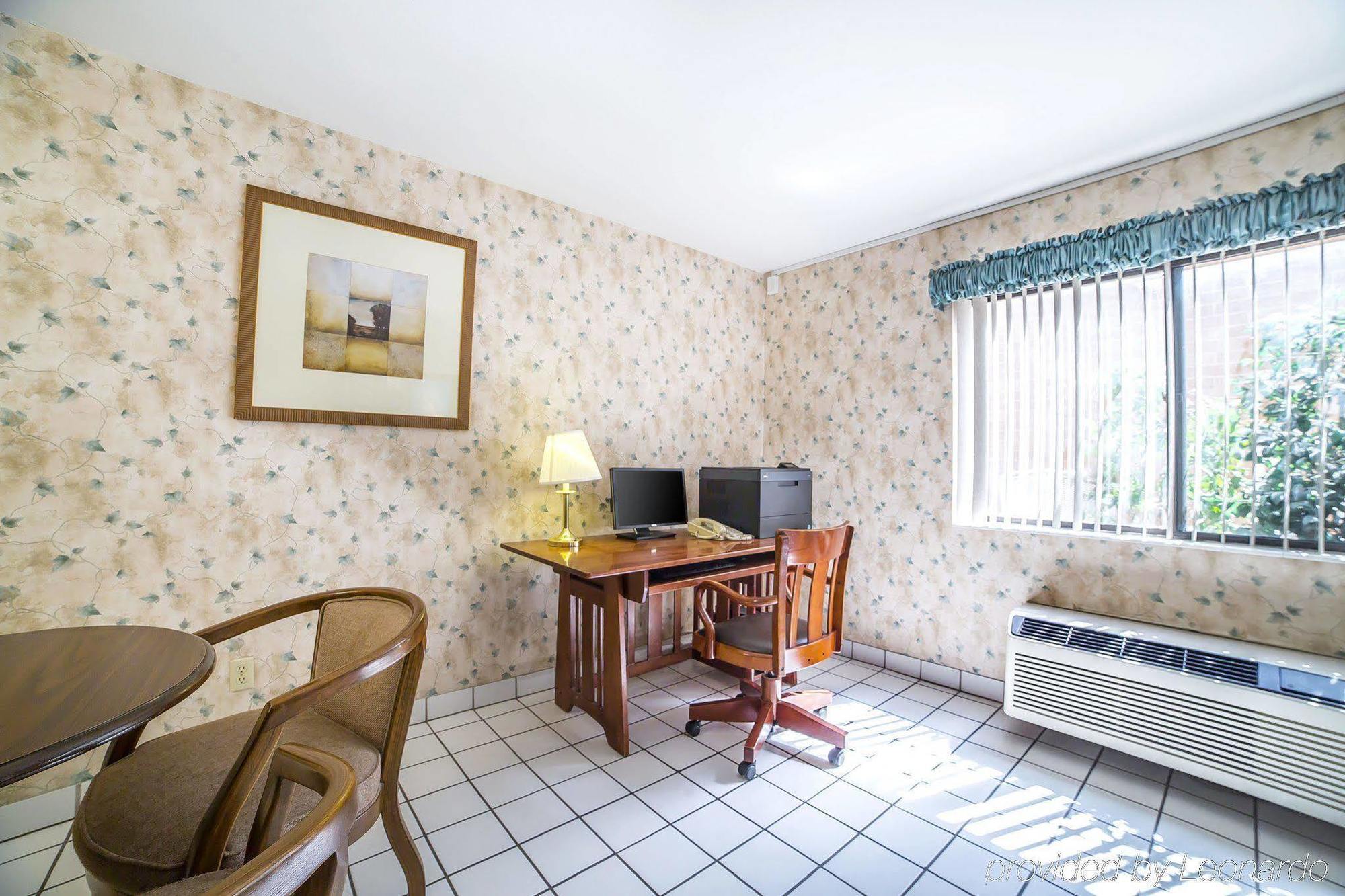 Econo Lodge Inn & Suites Sandy Esterno foto